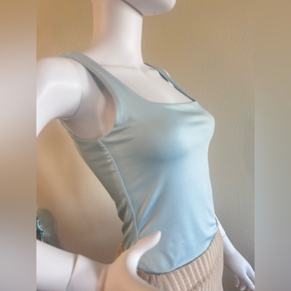 NWOT  Life in the Moment Bodysuit Button Snap blue Women's Size medium - Picture 2 of 10